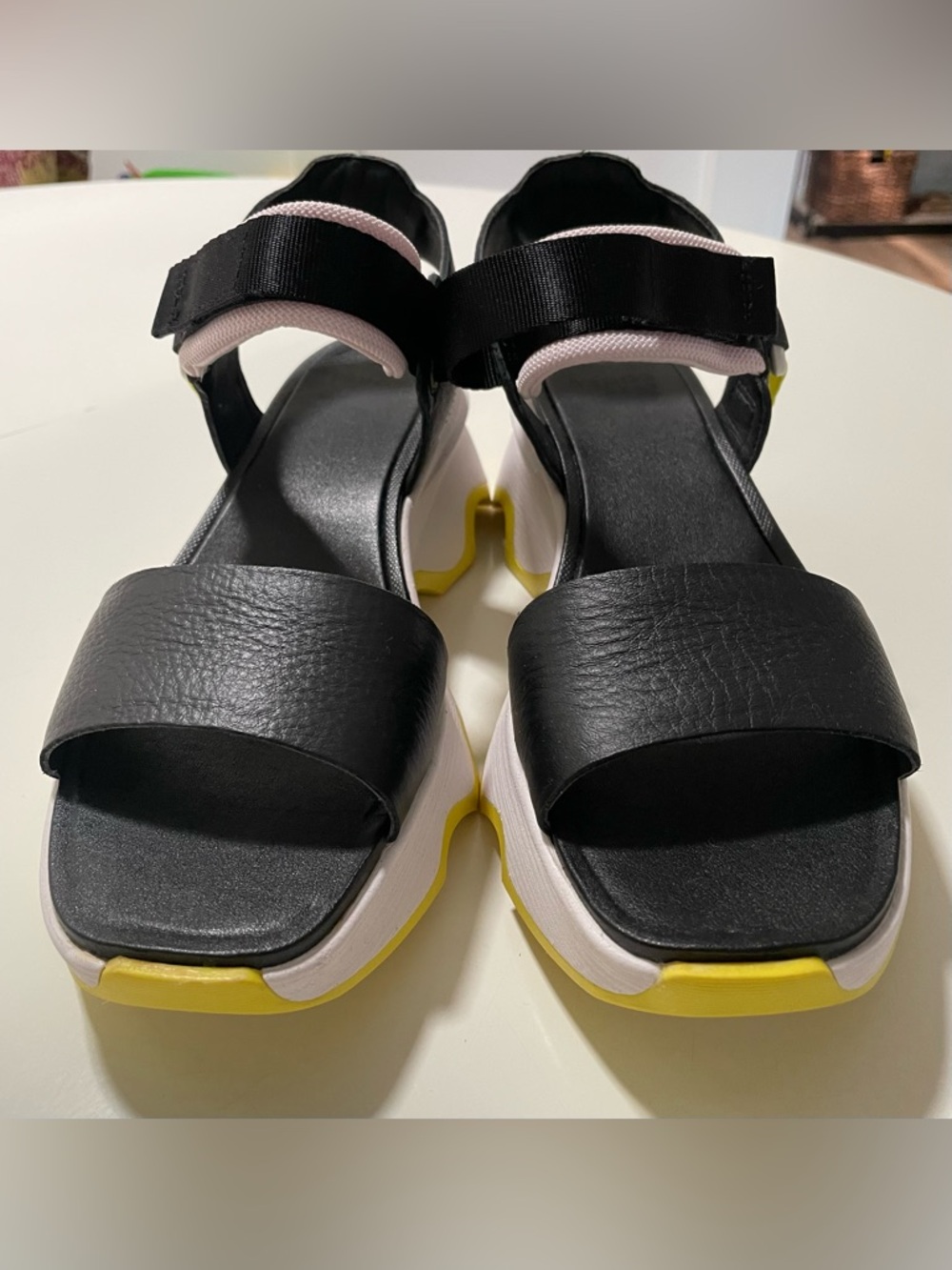 SOREL Women's Kinetic Impact Y
Strap Sandals in black , Sz 8 - Picture 6 of 15